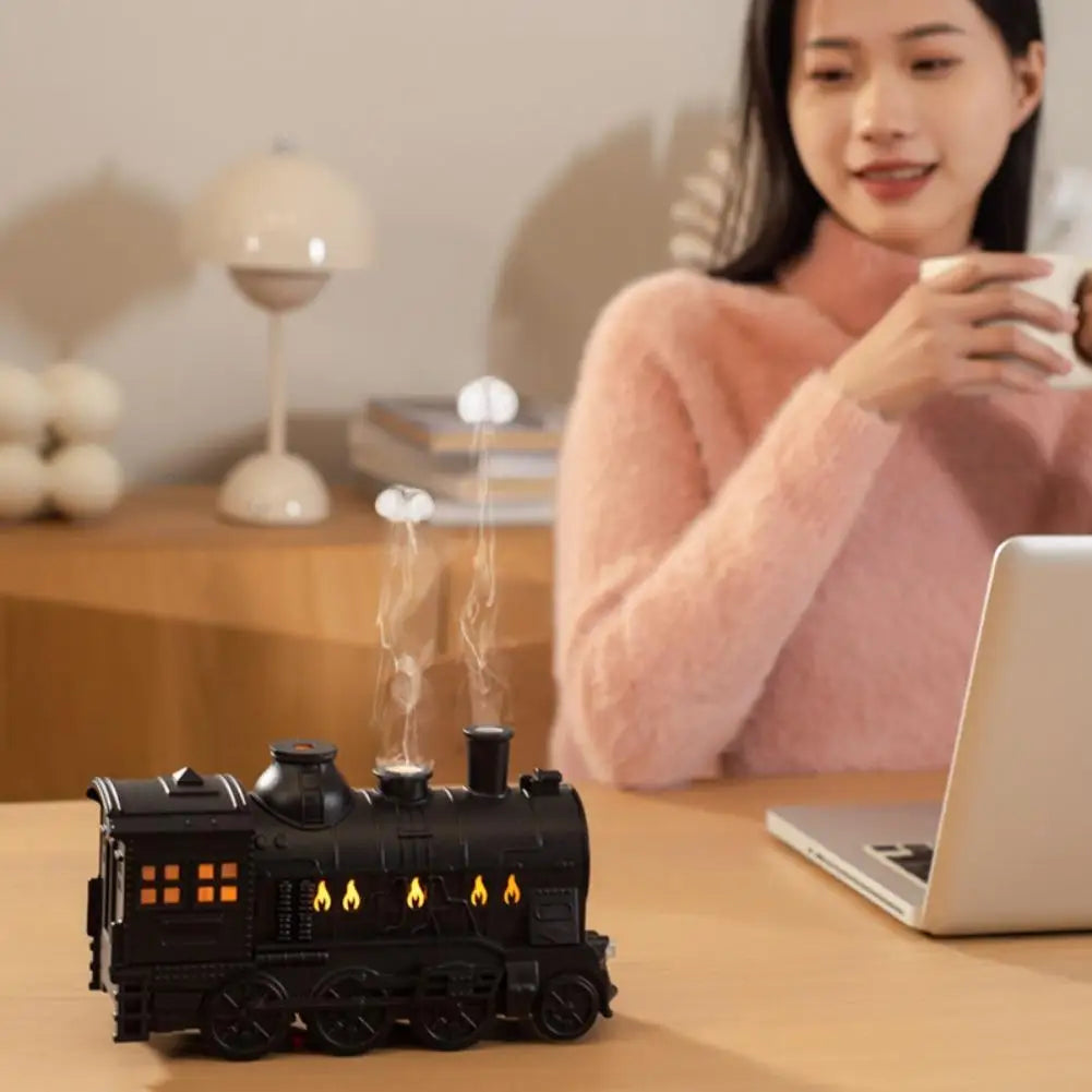 Retro Nawilżacz Powietrza w Kształcie Pociągu z Pilotem - Ultradźwiękowy Dyfuzor Olejków 300ml